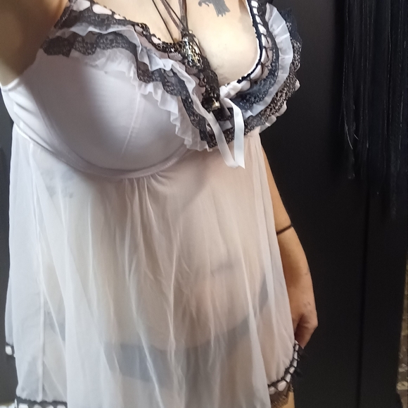 Nwot Little pink Nighty /Cassandra intimates - Picture 3 of 3